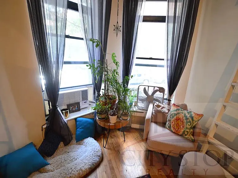 308 W 73rd St #1A — Photo 3