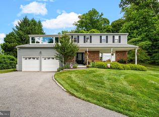 1 Stephen Dr, Glen Mills, PA 19342