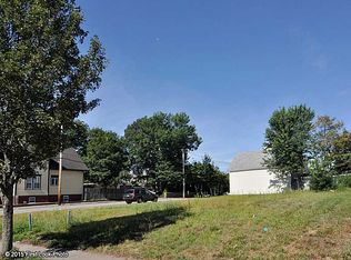 20 Cross St, East Providence, RI 02914