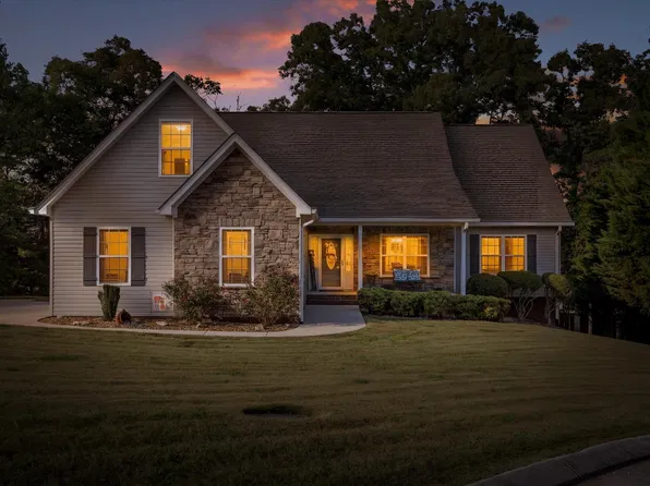 1829 Blackpowder Ln, Soddy Daisy, TN 37379