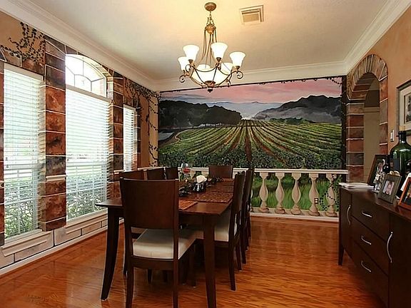 5th image of 11515 Pecan Canyon Ct