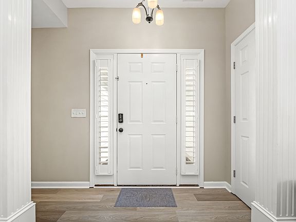 5th image of 410 Stones River Ln