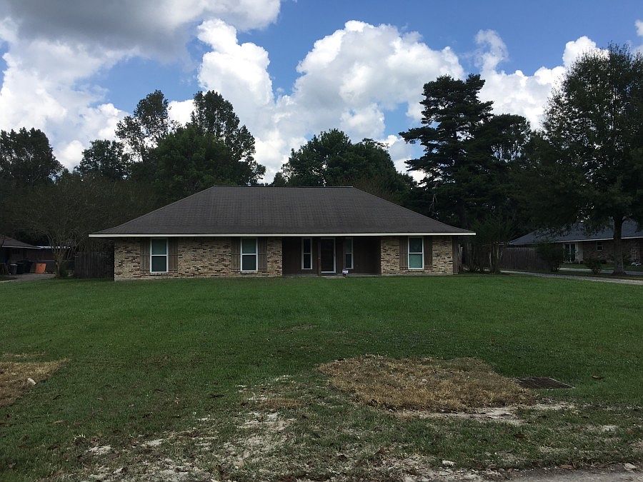 1st image of 15813 Shetland Ave