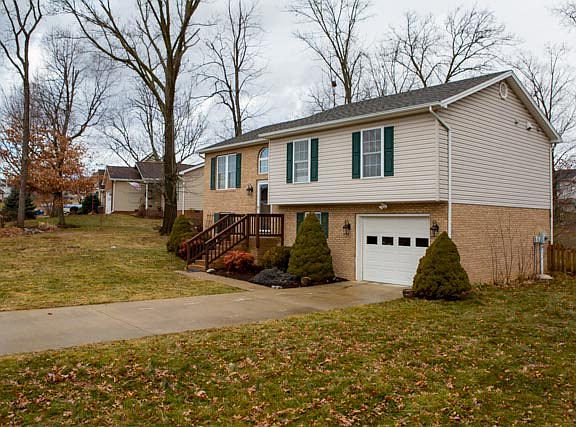 3rd image of 1708 Evergreen Dr
