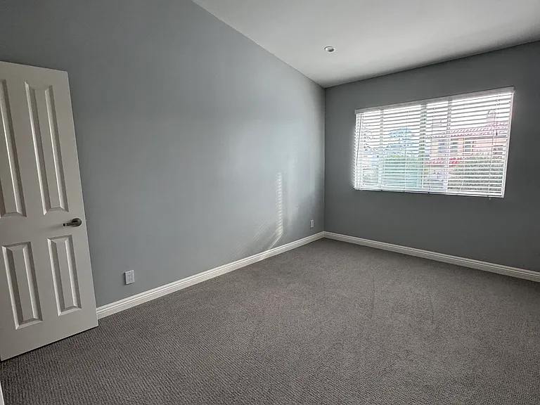 3221 Clay St — Photo 15