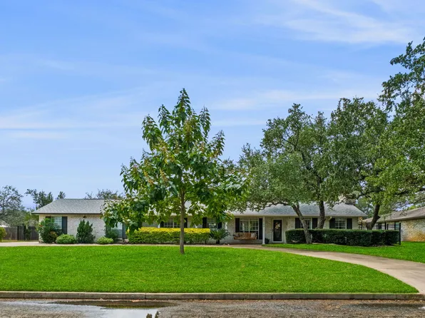 1703 Strait Lane, Pleasanton, TX 78064