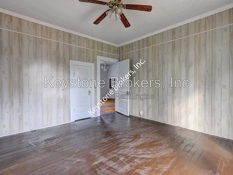 1282 Baker Dr — Photo 8