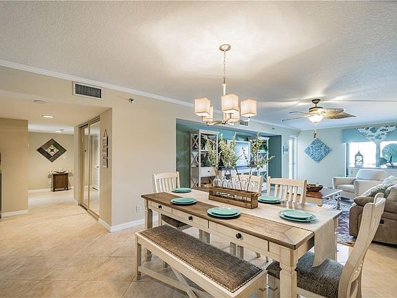 4th image of 1480 Gulf Blvd APT 206