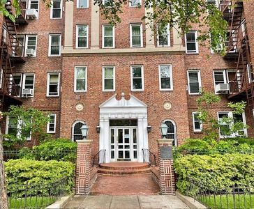 72-17 34th Ave APT 1H, Queens, NY, 11372