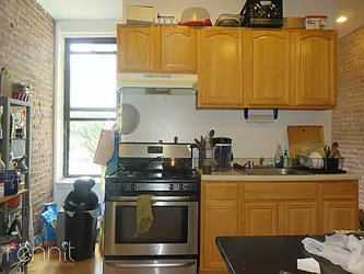 Rented by Rennit Inc.