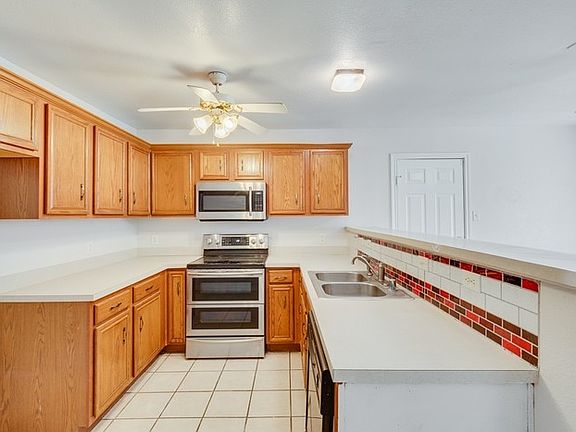 5th image of 3636 Mount Vernon Ave