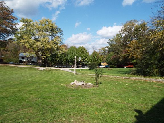 3rd image of 316 Mark Twain Ave E