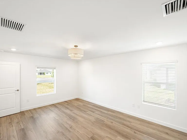 6362 NW Windwood Way — Photo 15