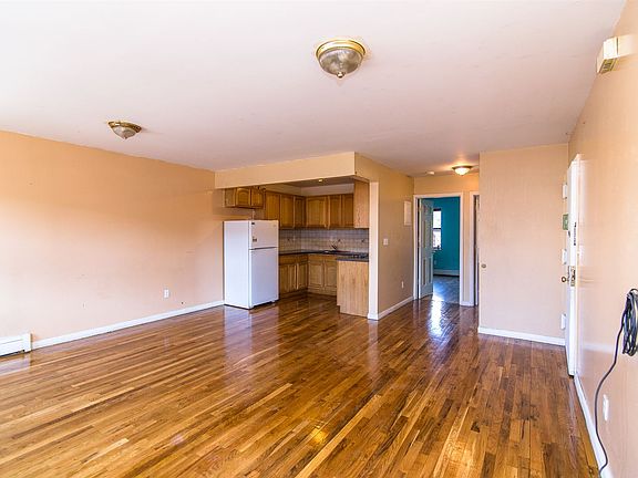 006_2nd_Floor-1
