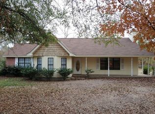 1346 Crippin Rd, Huntington, TX 75949