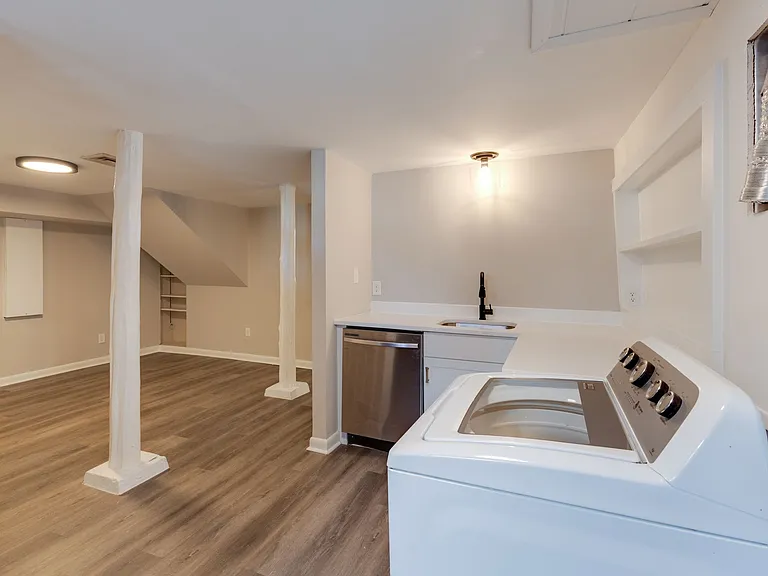 2313 Sunset Pl — Photo 21
