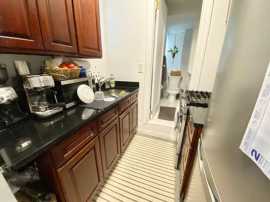 Rented by J PRESTON AND ASSOCIATES INC | media 12