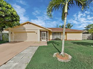 1836 Tulip Ln, Wellington, FL 33414