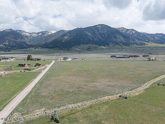5th image of 5 Acres Hwy #89