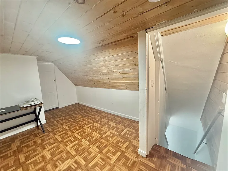 20 Park Rd #2 — Photo 24