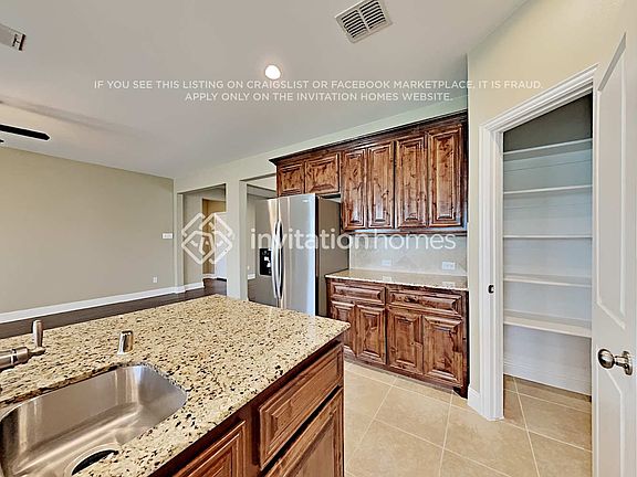 4th image of 572 Kara Dr
