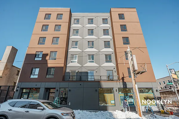 Rented by Nooklyn NYC LLC | media 52