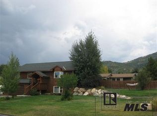 3865 Whistler Rd, Steamboat Springs, CO 80487