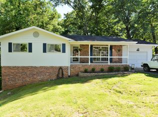 1336 Cloverdale Cir, Hixson, TN 37343