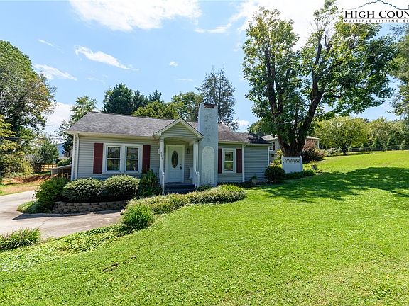2nd image of 806 Lower Creek Drive
