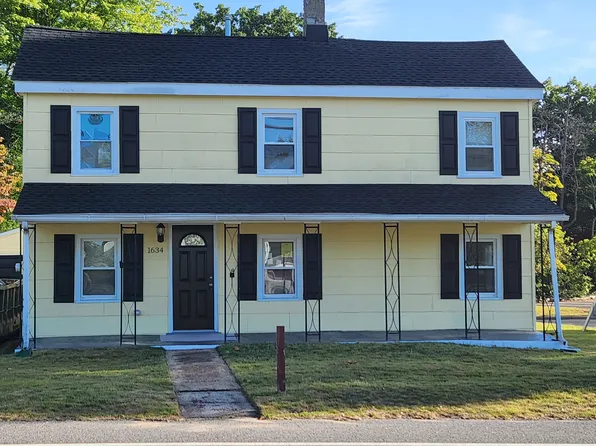 1634 Cooper St, Deptford, NJ 08096