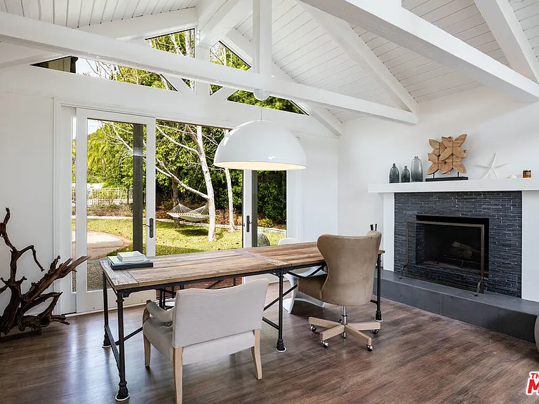 29225 Cliffside Dr — Photo 10