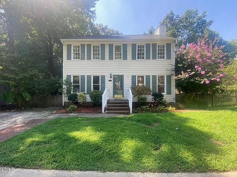 1704 Kingston Heath Way — Photo 1
