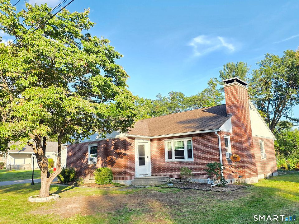 2nd image of 170 Dawes Avenue
