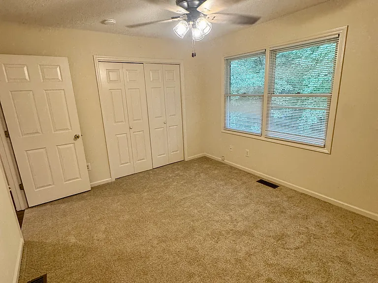 102 Larkyn Dr #102 — Photo 10