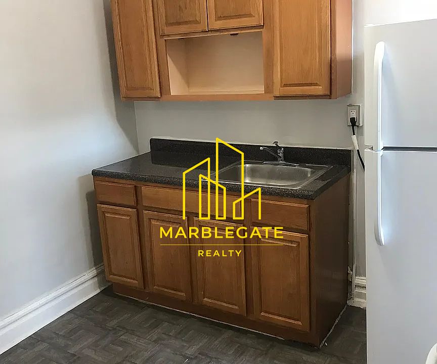 1st image of 371 Park Ave #22