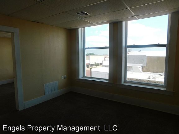 5th image of 106 W 6th Ave #303