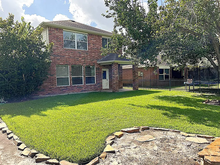 10634 Lyndon Meadows Dr — Photo 33