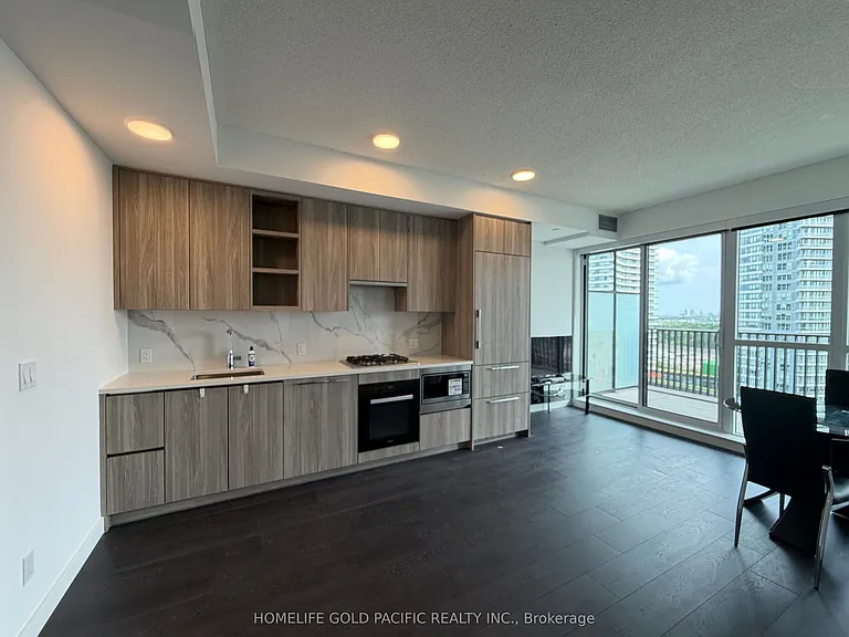 68 Esther Shiner Blvd #1016 — Photo 10
