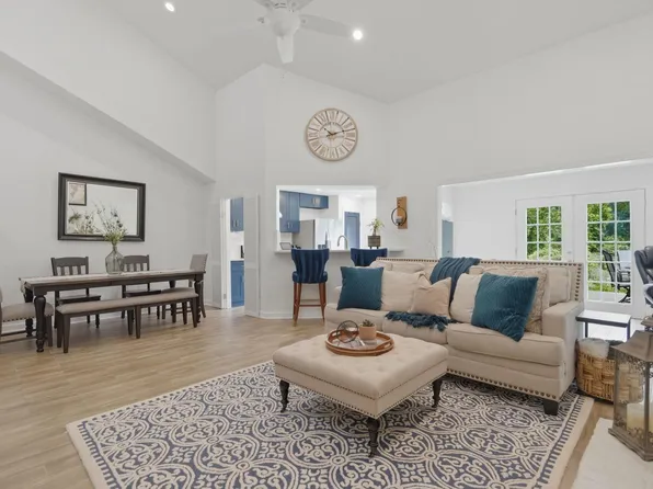 9400 Doliver Dr APT 21, Houston, TX 77063