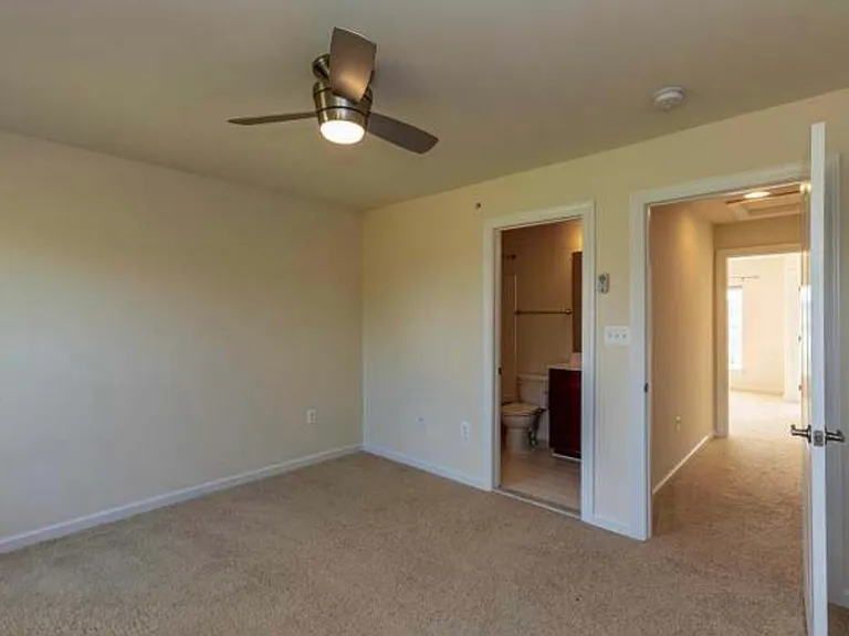7440 Riding Meadow Way — Photo 10