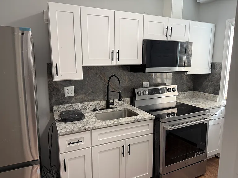 101 N Edgewood St — Photo 6