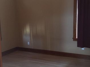 12727 SE Sherman St, Portland, OR 97233