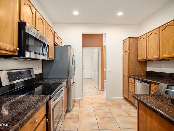 4th image of 15940 W La Paloma Dr