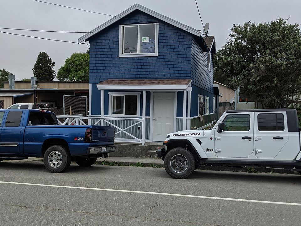 2nd image of 4020 F St #A