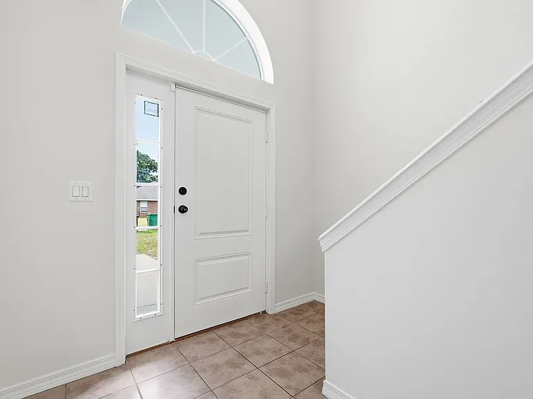 403B Yancey St — Photo 3
