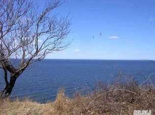 48 Sound Shore Rd, Riverhead, NY 11901