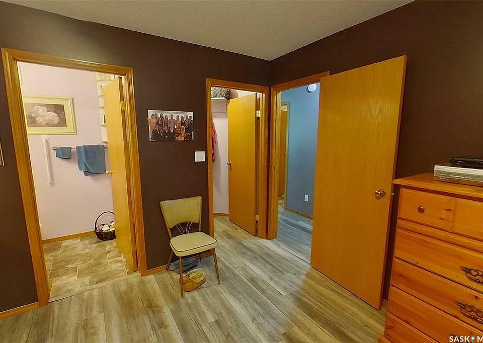 1309 98th St Tisdale SK Zillow