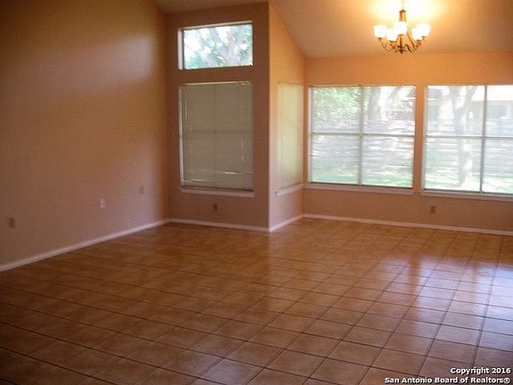4th image of 6715 Mary Todd Dr