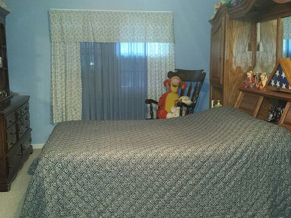 2nd image of 50 Sweetwood Dr