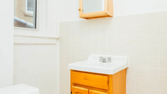 Rented by Nooklyn NYC LLC | media 29